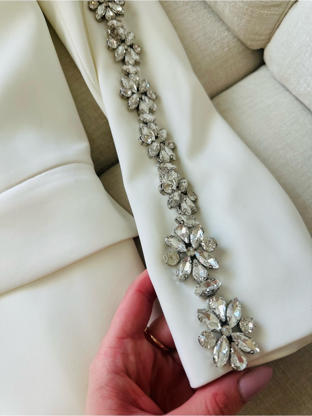 NADINE MERABI DAVINA White Embellished Crystal-Trim Blazer - Picture 3 of 9